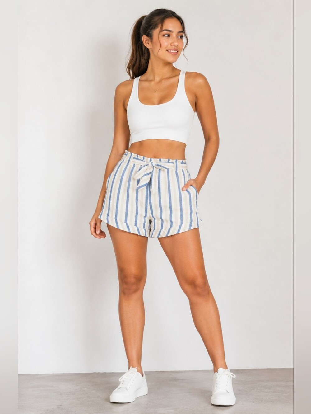 🔥SO Striped Tie-Front Women's Shorts - Blue & White